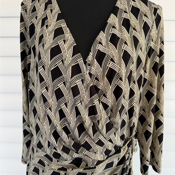 White House black market Elegant Black and Cream Patterned‎ Dress in Sz 14 - Picture 8 of 15